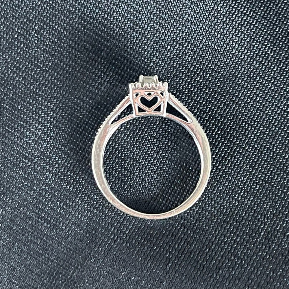 Promise ring - Picture 3 of 5